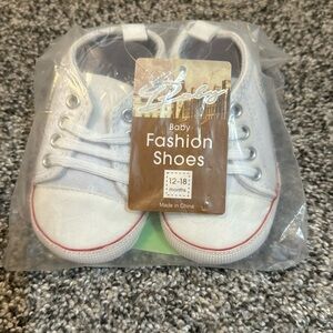 Baby shoes 12-18 months